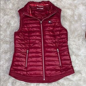 Tommy Hilfiger Logo Cinch Waist Puffer Vest